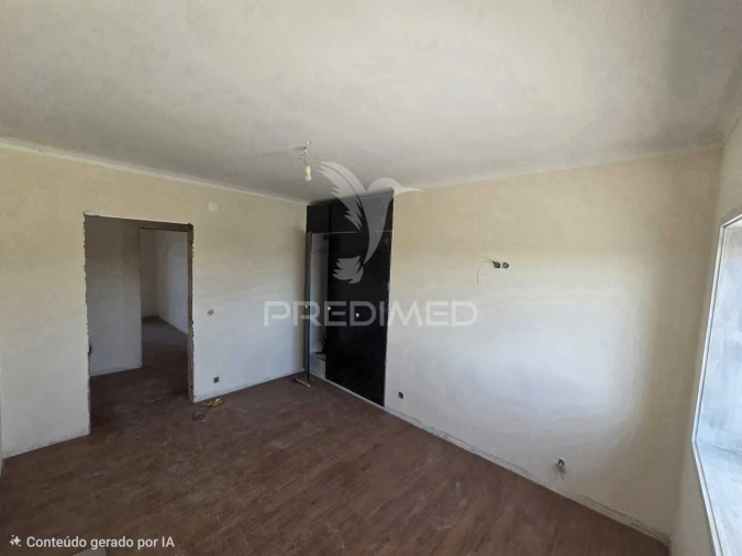 Apartamento T2 para Venda em Vilar de Andorinho Foto 14