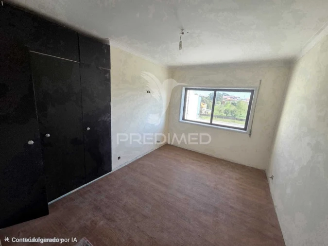 Apartamento T2 para Venda em Vilar de Andorinho Foto 15