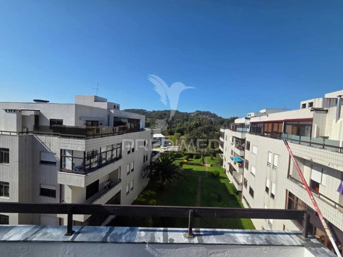 Apartamento T2 para Venda em Vilar de Andorinho Foto 2