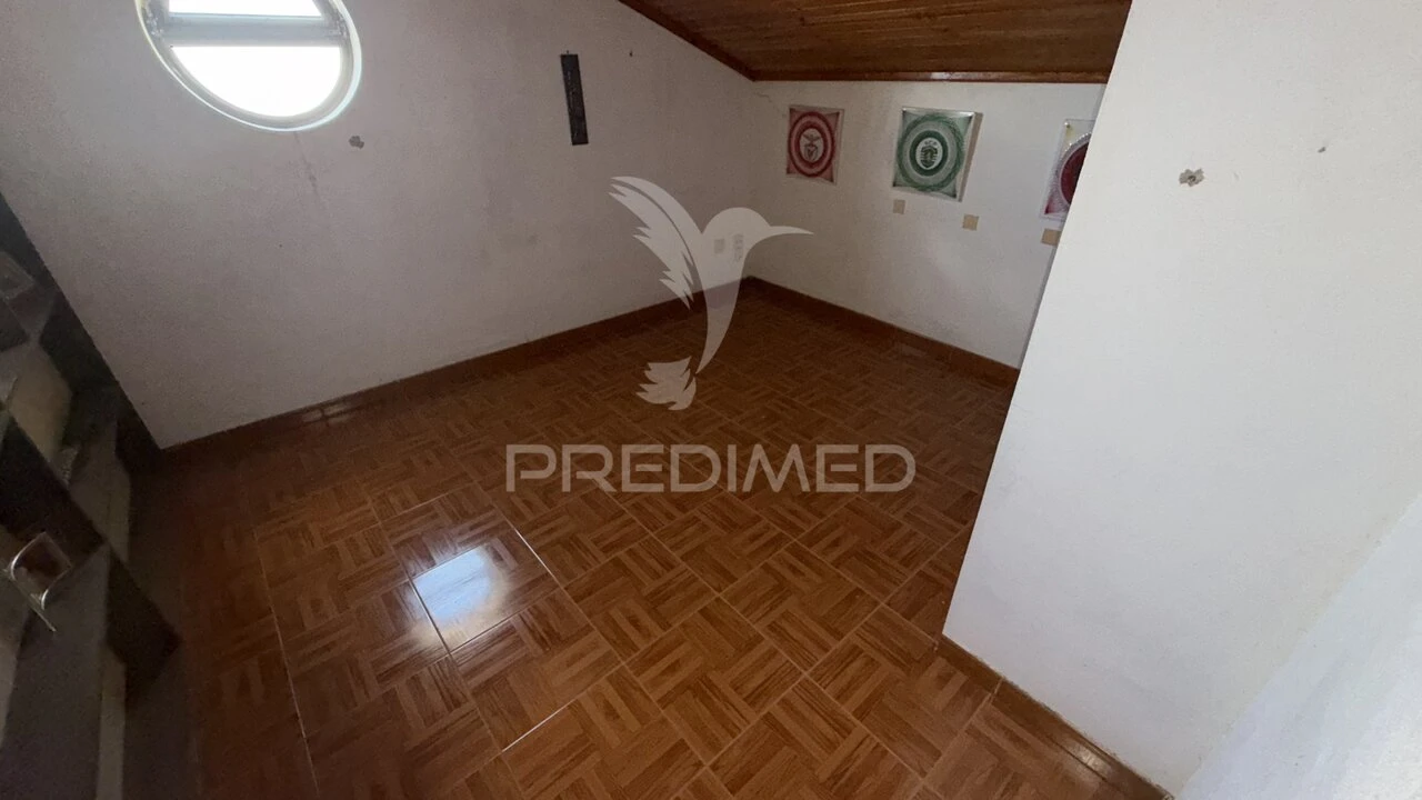 Moradia T2 para Venda em Santiago Maior Foto 21