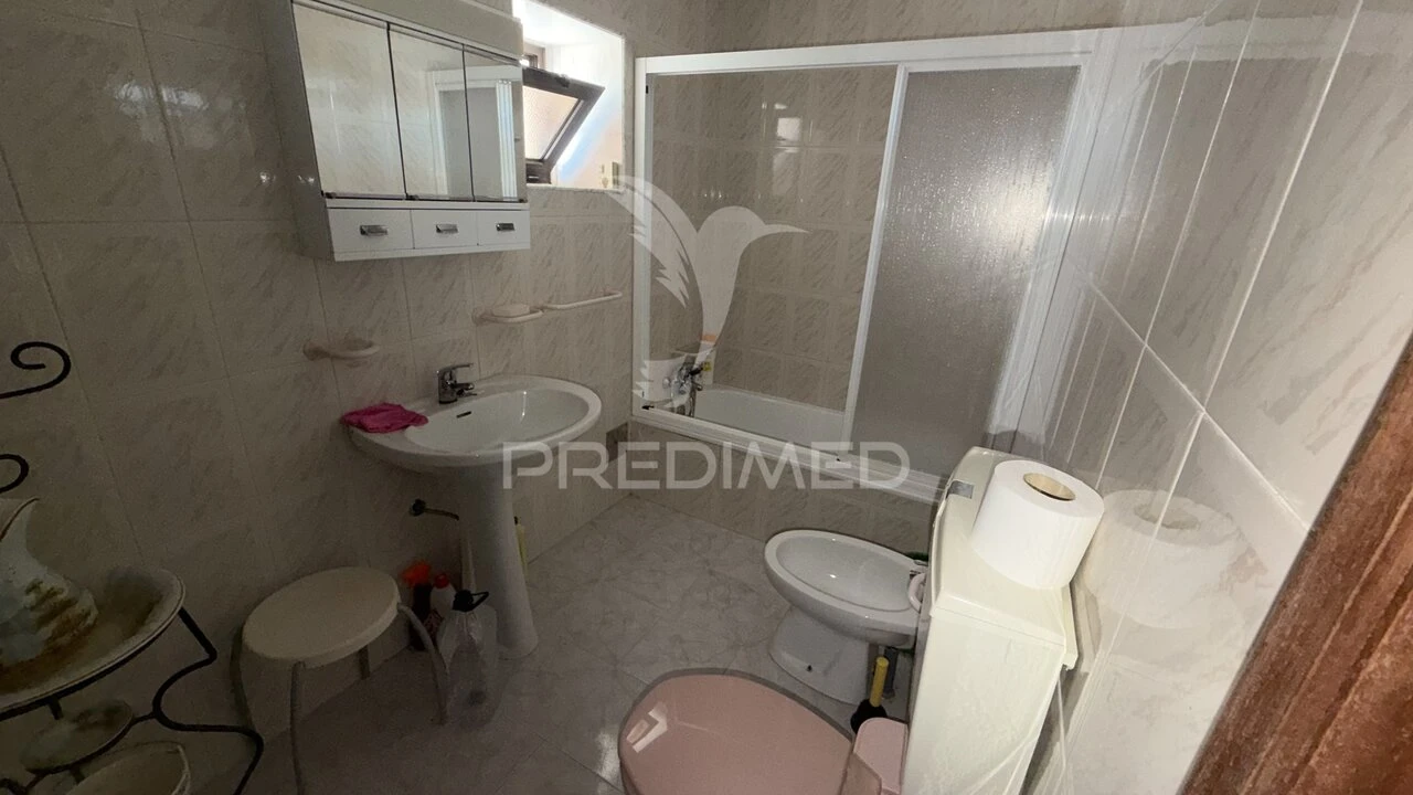 Moradia T2 para Venda em Santiago Maior Foto 12