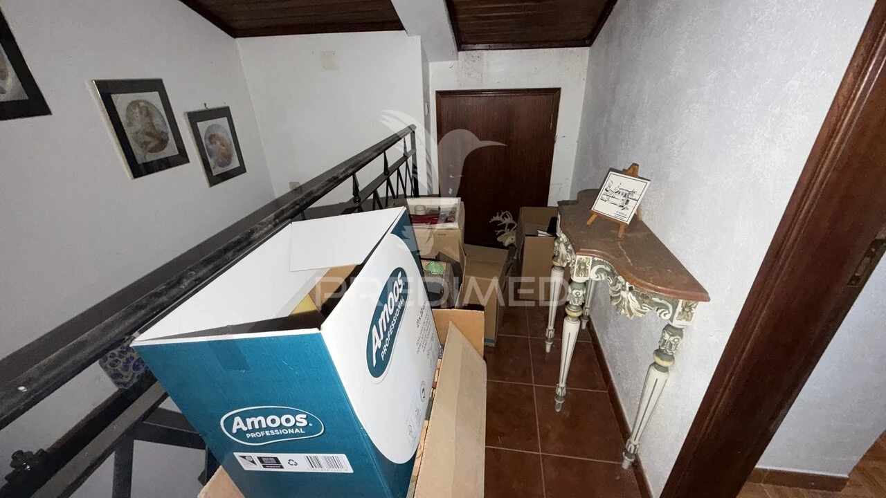 Moradia T2 para Venda em Santiago Maior Foto 28