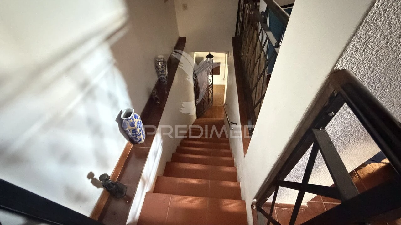 Moradia T2 para Venda em Santiago Maior Foto 24