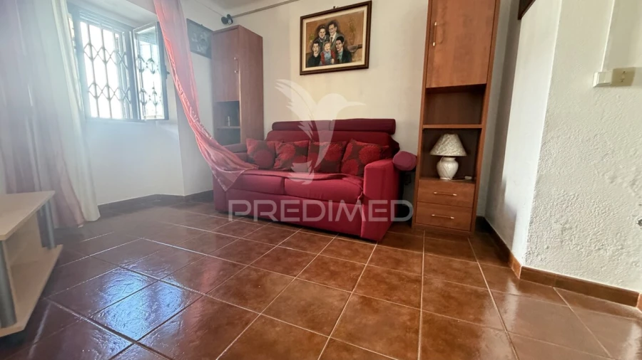 Moradia T2 para Venda em Santiago Maior Foto 4