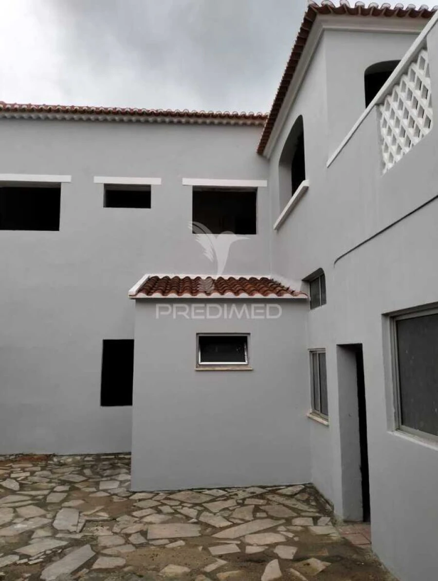 Moradia T6 para Venda em Almeirim Foto 4