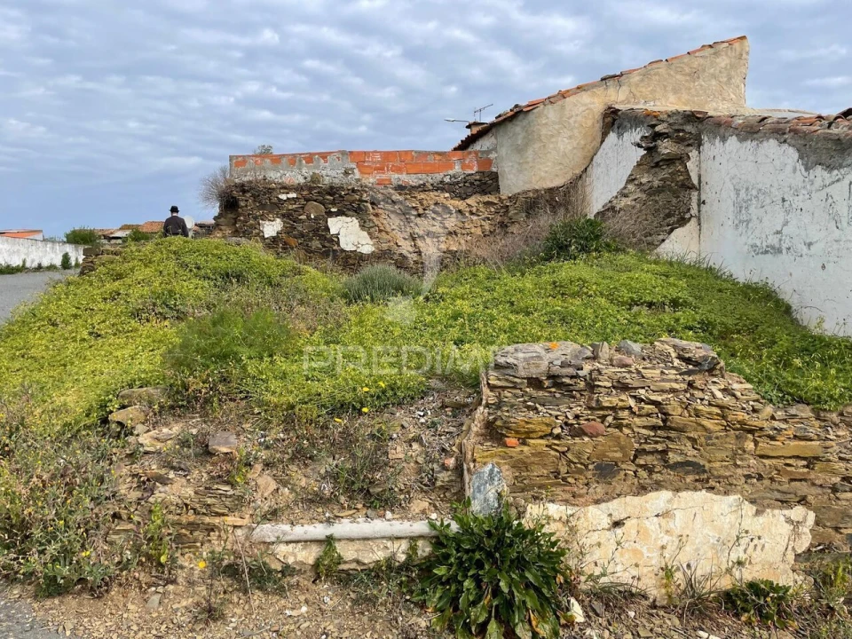 Terreno para Venda em Odeleite Foto 1