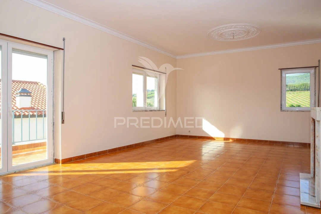 Moradia T2 para Venda em Arruda dos Vinhos Foto 8