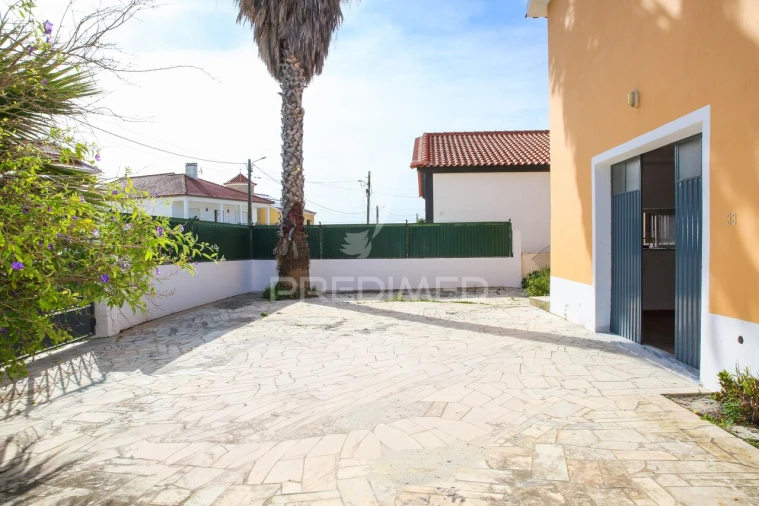 Moradia T2 para Venda em Arruda dos Vinhos Foto 26