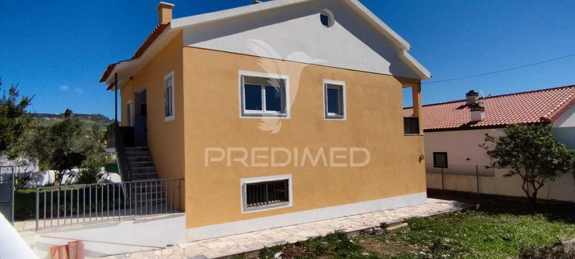 Moradia T2 para Venda em Arruda dos Vinhos Foto 26