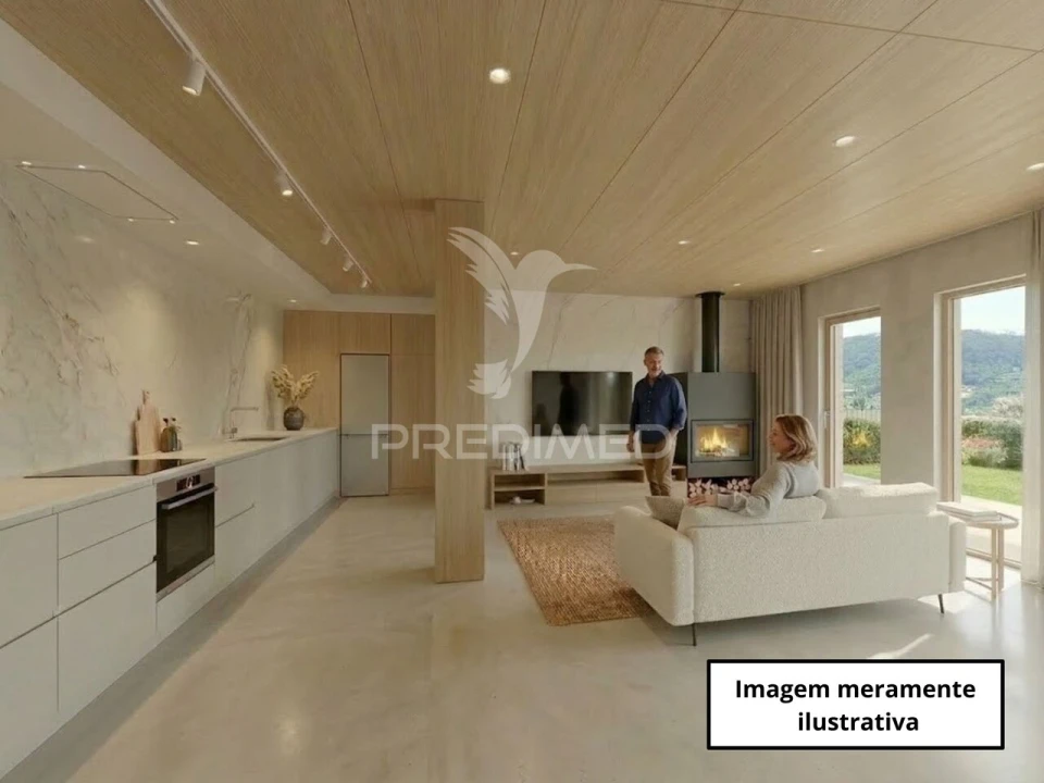 Moradia T3 para Venda em Olalhas Foto 4