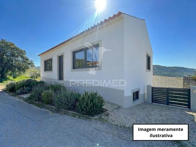 Moradia T3 para Venda em Olalhas Foto 21