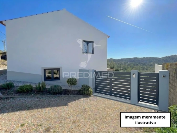 Moradia T3 para Venda em Olalhas Foto 19