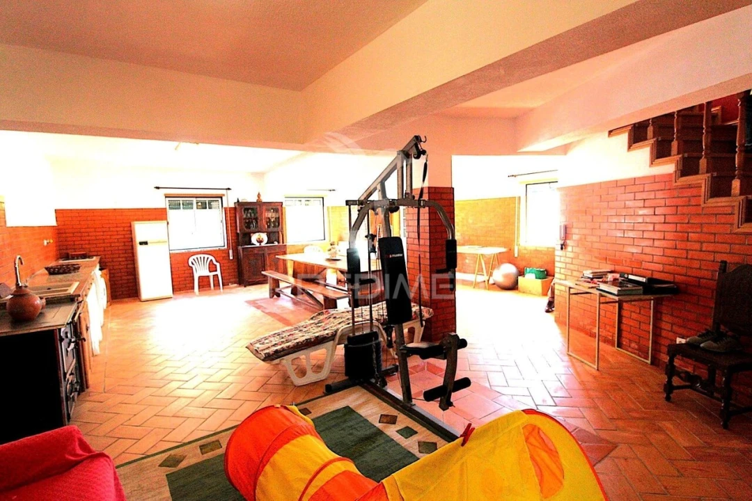 Moradia T5 para Venda em Alcochete Foto 5