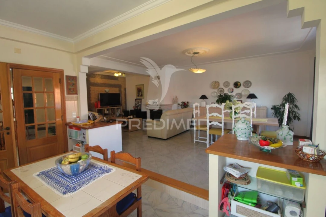 Moradia T5 para Venda em Alcochete Foto 12