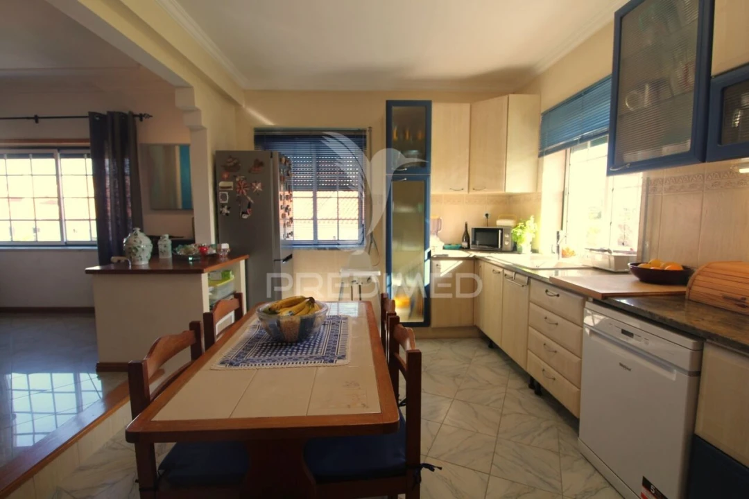 Moradia T5 para Venda em Alcochete Foto 14