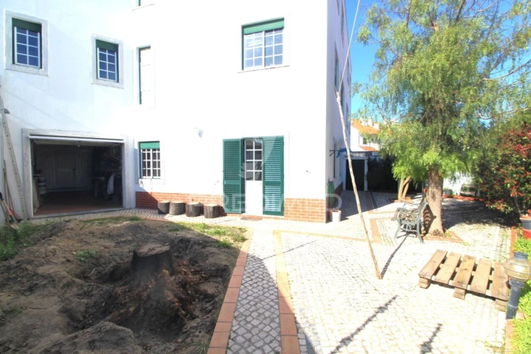 Moradia T5 para Venda em Alcochete Foto 7