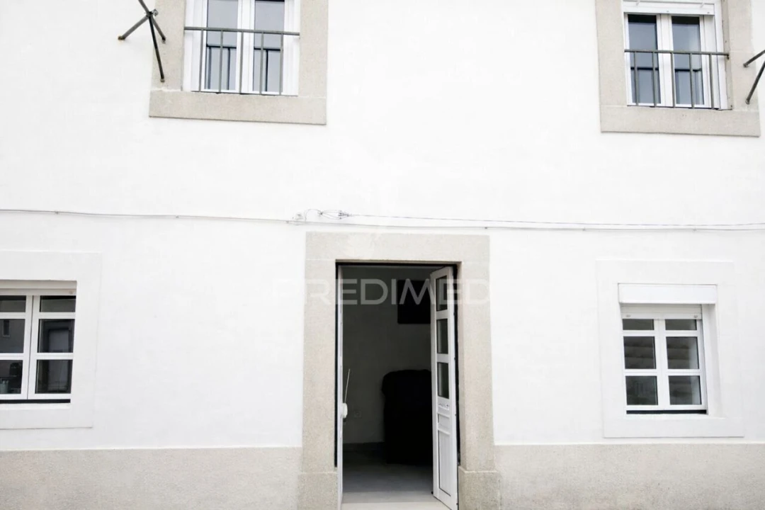 Moradia T4 para Venda em Alcains Foto 1