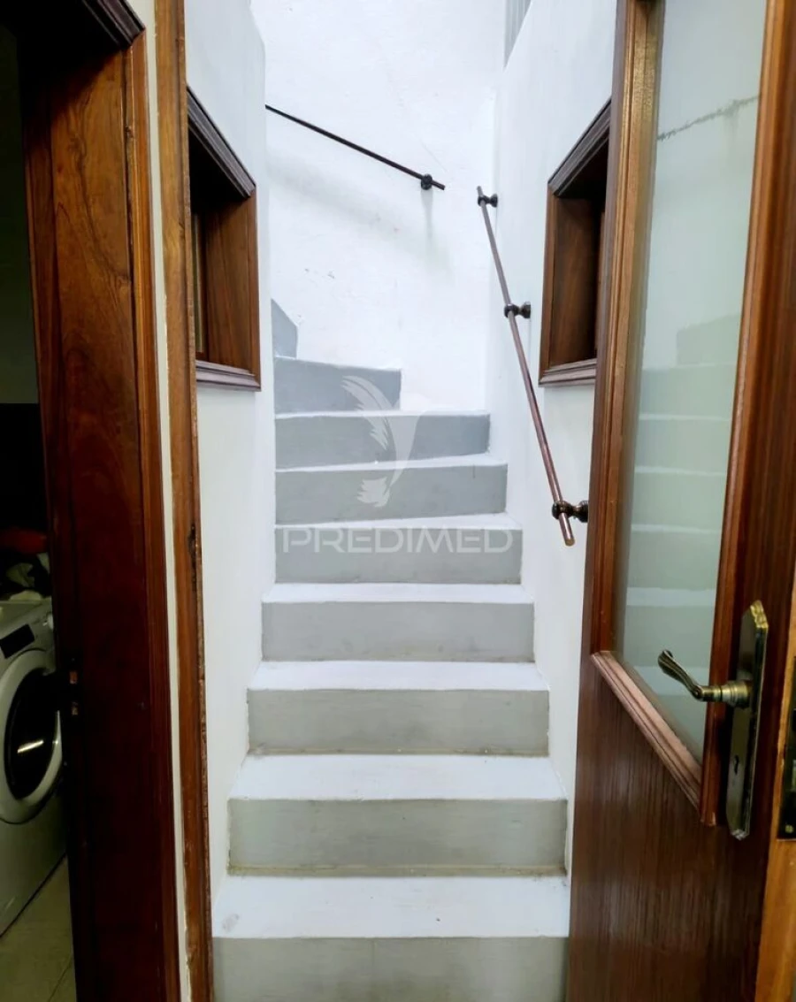 Moradia T4 para Venda em Alcains Foto 6