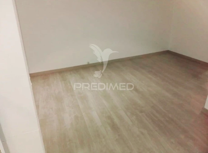 Moradia T4 para Venda em Alcains Foto 16