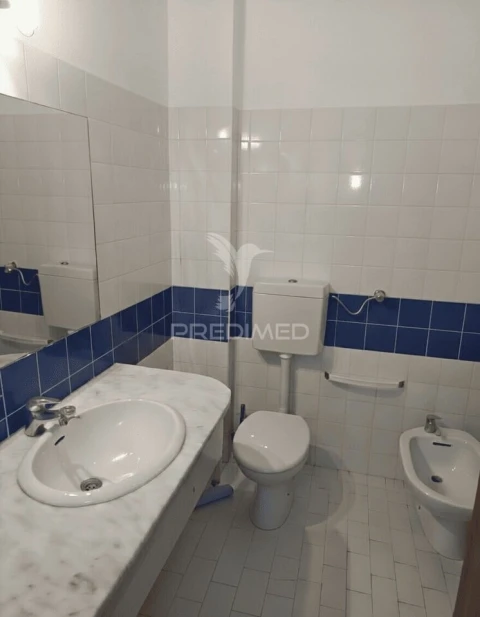 Apartamento T1 para Venda em Quarteira