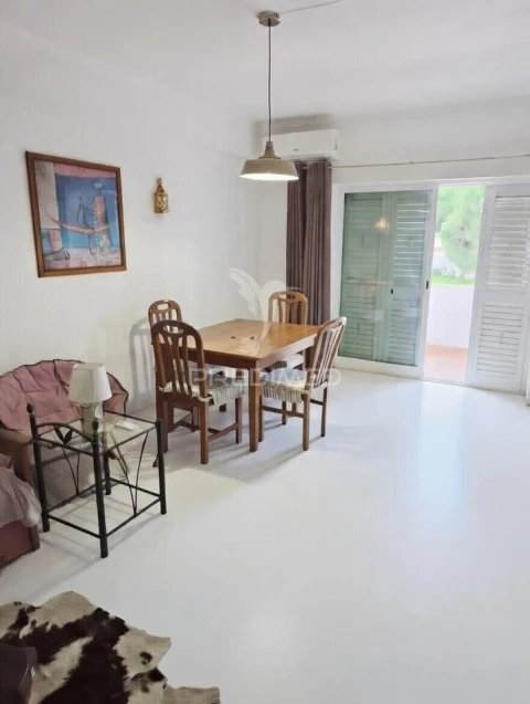 Apartamento T1 para Venda em Quarteira