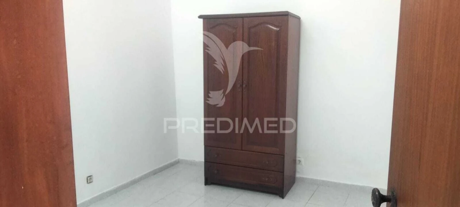 Apartamento T1 para Venda em São Bartolomeu de Messines Foto 5