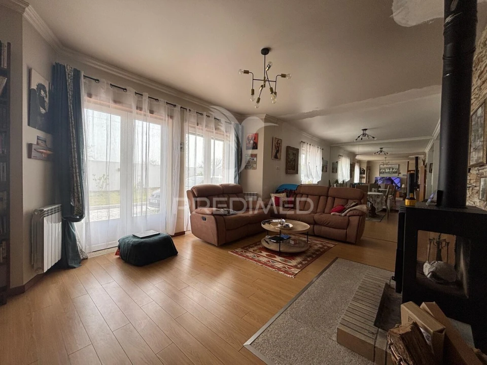 Moradia T4 para Venda em Carvalhal Benfeito Foto 5