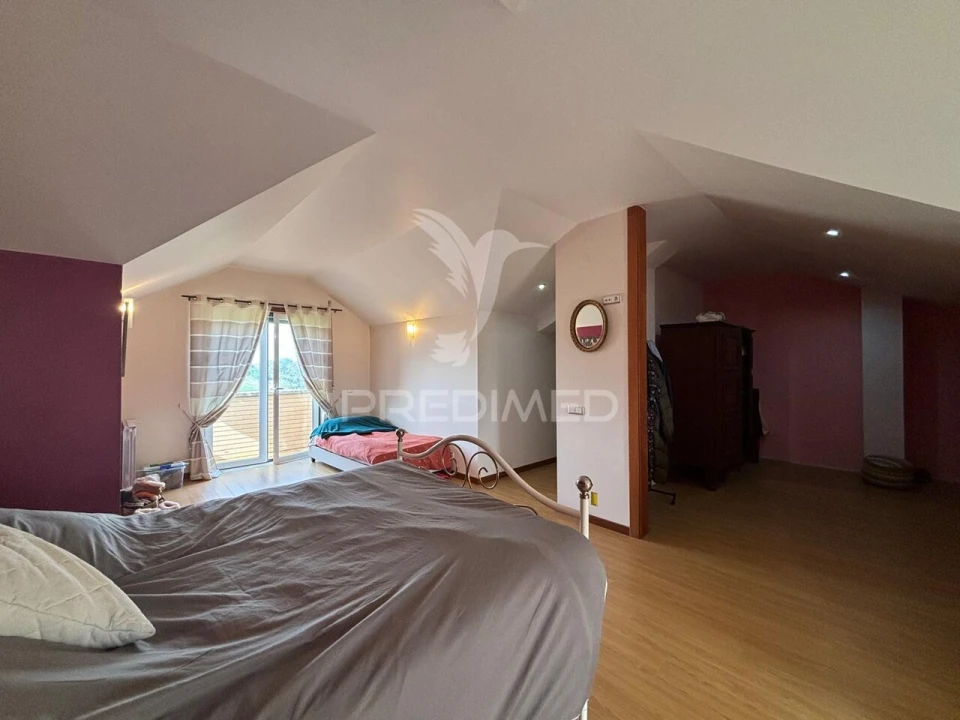 Moradia T4 para Venda em Carvalhal Benfeito Foto 17