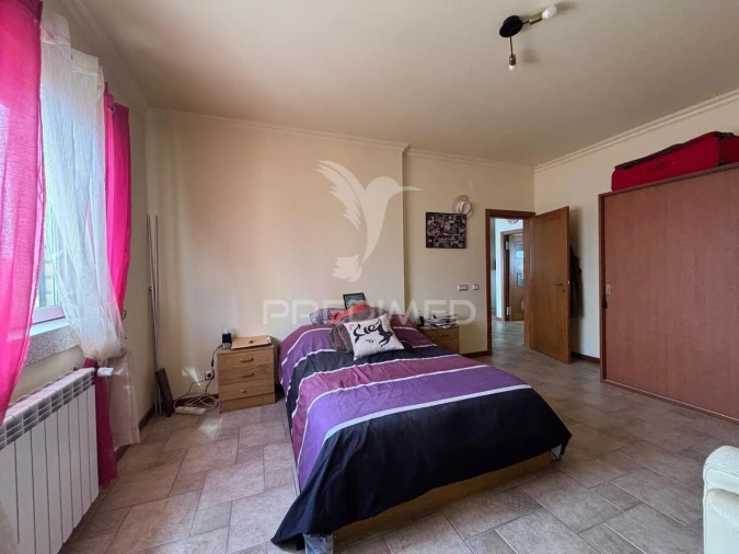 Moradia T4 para Venda em Carvalhal Benfeito Foto 6