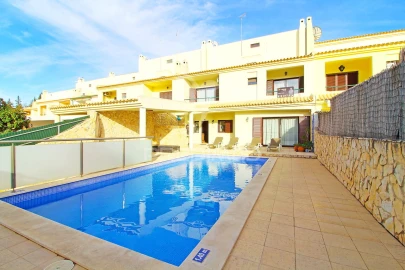 Moradia T3 para Venda em Albufeira e Olhos de Água