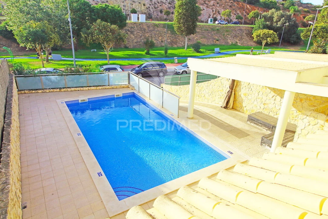 Moradia T3 para Venda em Albufeira e Olhos de Água Foto 21