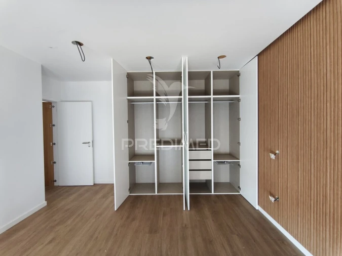 Moradia T3 para Venda em Fatima Foto 2