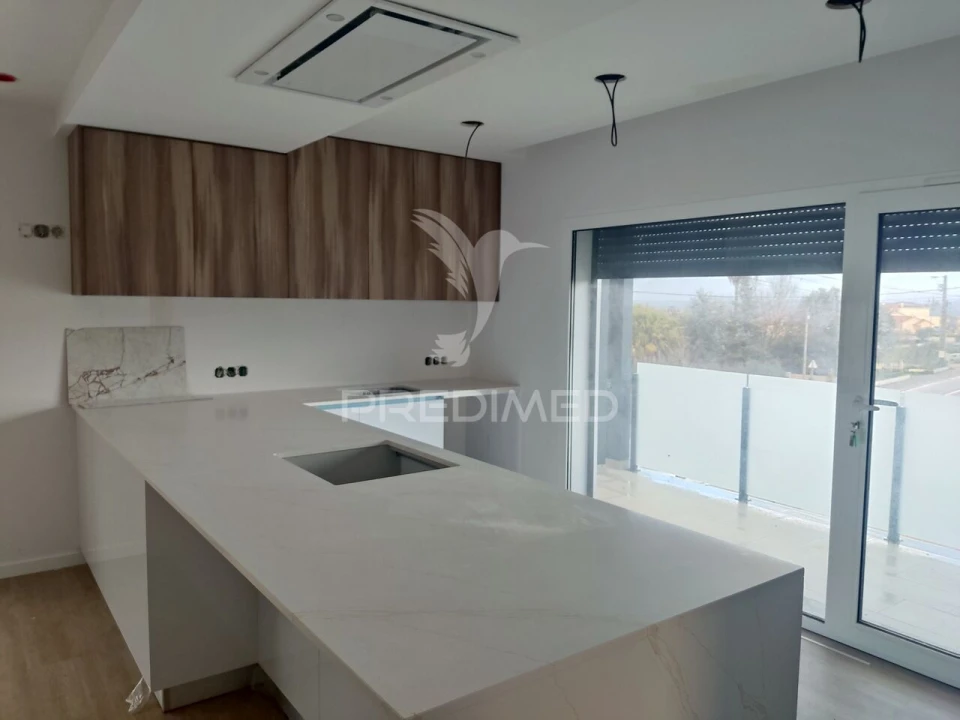 Moradia T3 para Venda em Fatima Foto 11