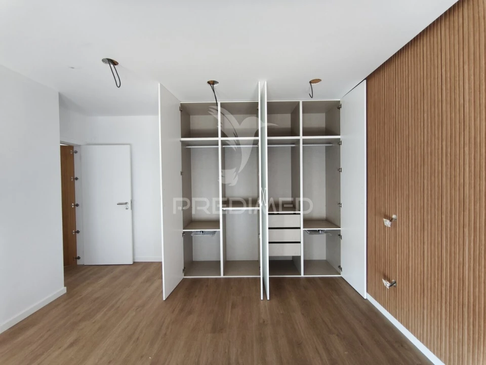 Moradia T3 para Venda em Fatima Foto 2