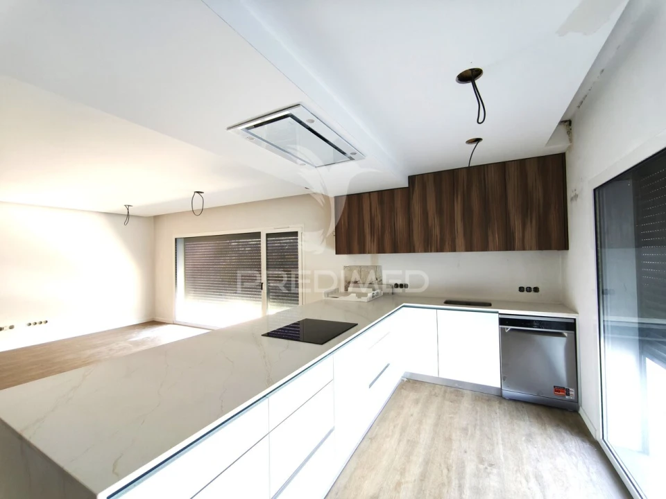 Moradia T3 para Venda em Fatima Foto 12