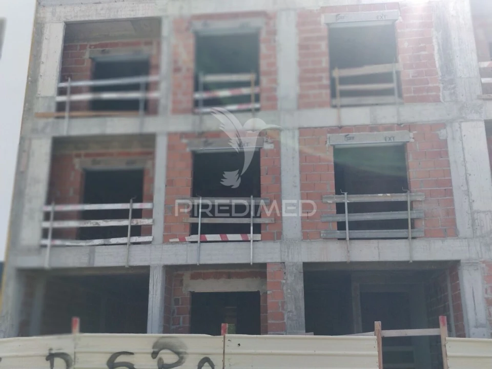 Apartamento T2 para Venda em Corroios Foto 2