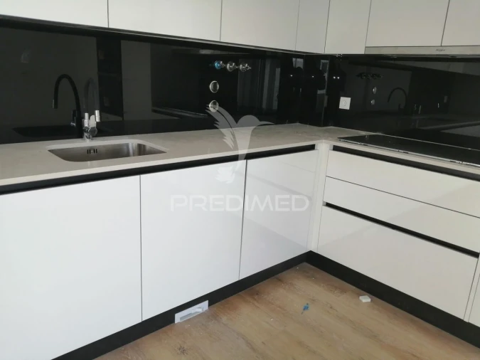 Moradia T4 para Venda em Corroios Foto 15