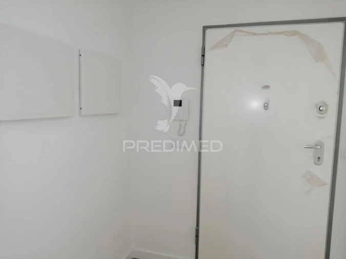 Moradia T4 para Venda em Corroios Foto 10