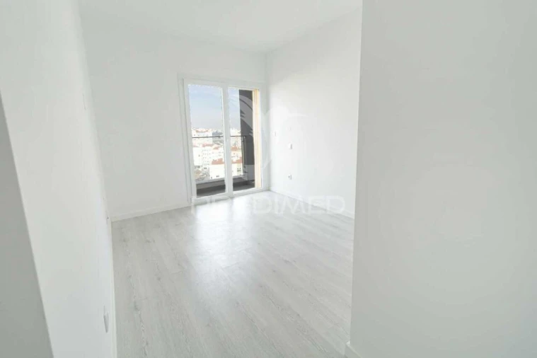 Apartamento T3 para Venda em Corroios Foto 7