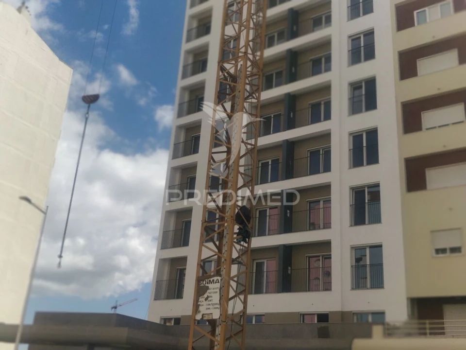 Apartamento T3 para Venda em Corroios Foto 1