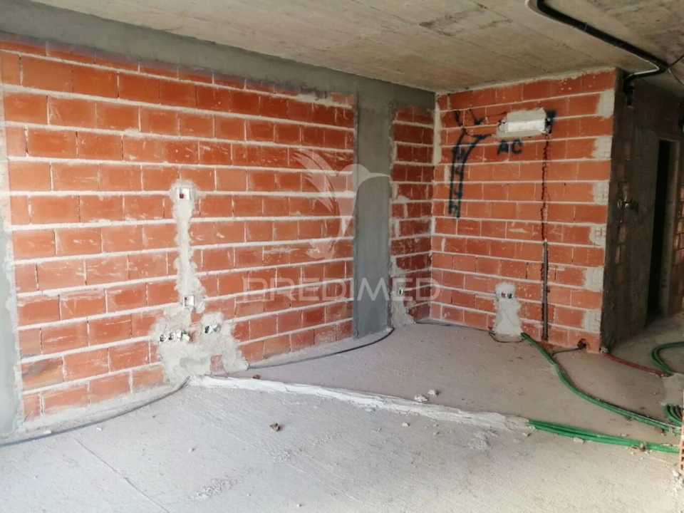 Apartamento T2 para Venda em Corroios Foto 3