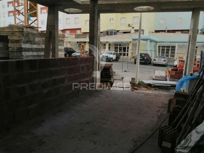 Apartamento T2 para Venda em Corroios Foto 8