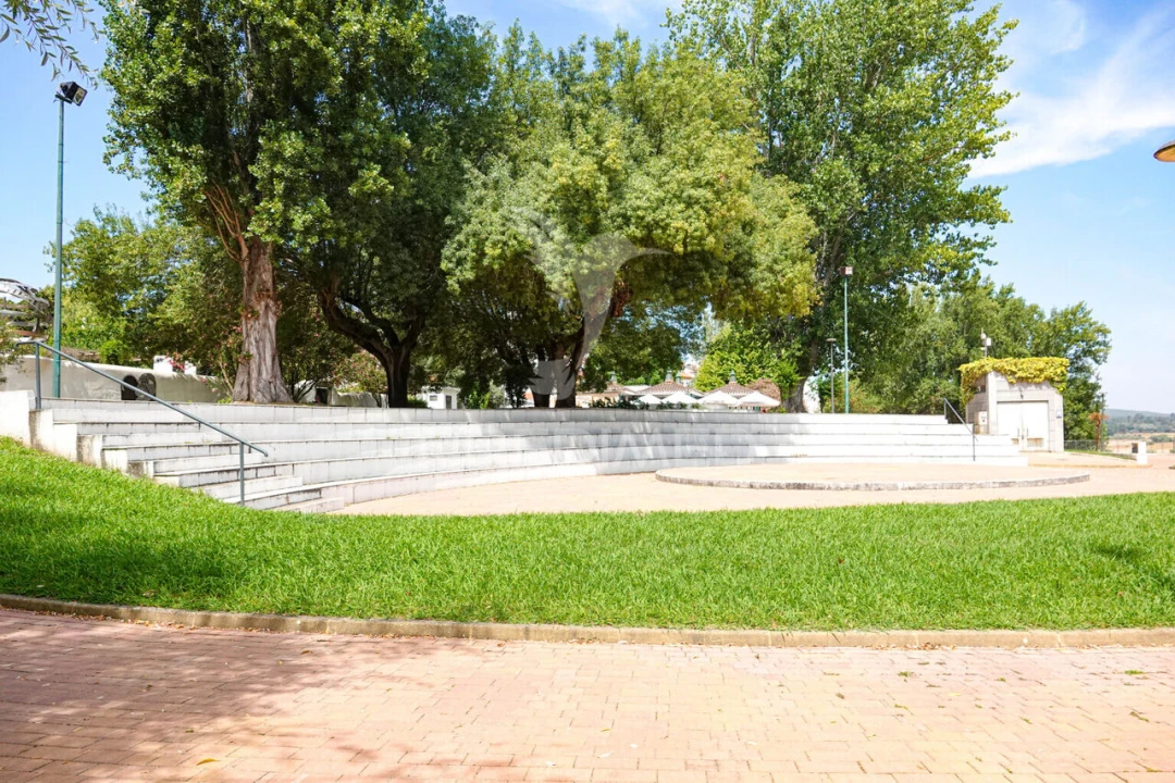 Moradia T4 para Venda em Constancia Foto 9