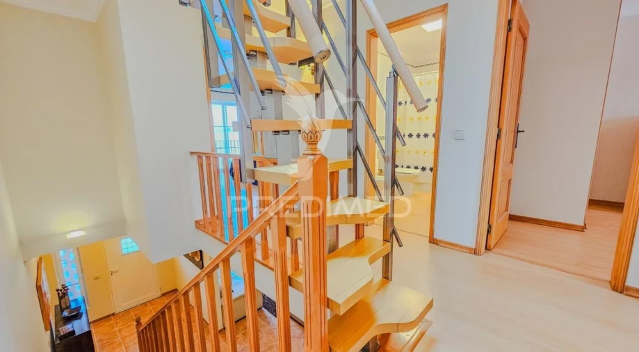 Moradia T3 para Venda em Ferragudo Foto 31