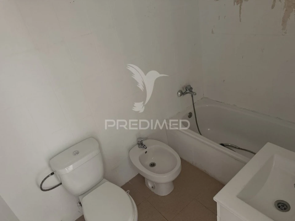 Prédio para Venda em Arruda dos Vinhos Foto 28