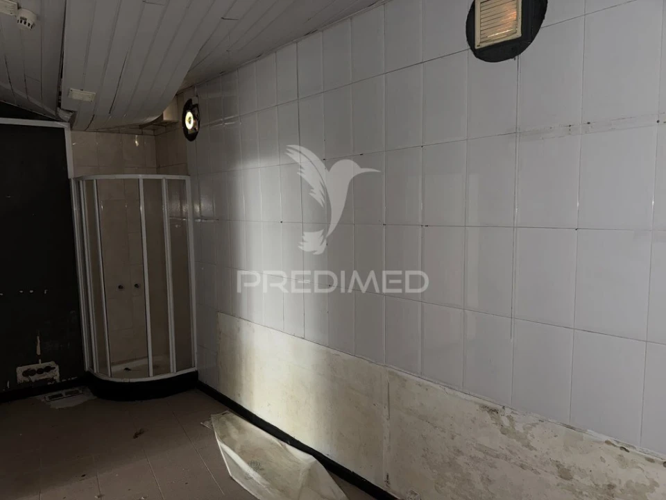 Prédio para Venda em Arruda dos Vinhos Foto 4