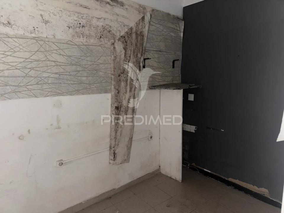 Prédio para Venda em Arruda dos Vinhos Foto 10