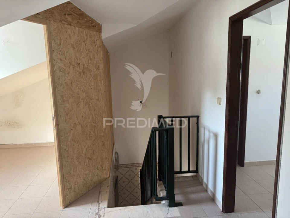 Prédio para Venda em Arruda dos Vinhos Foto 25