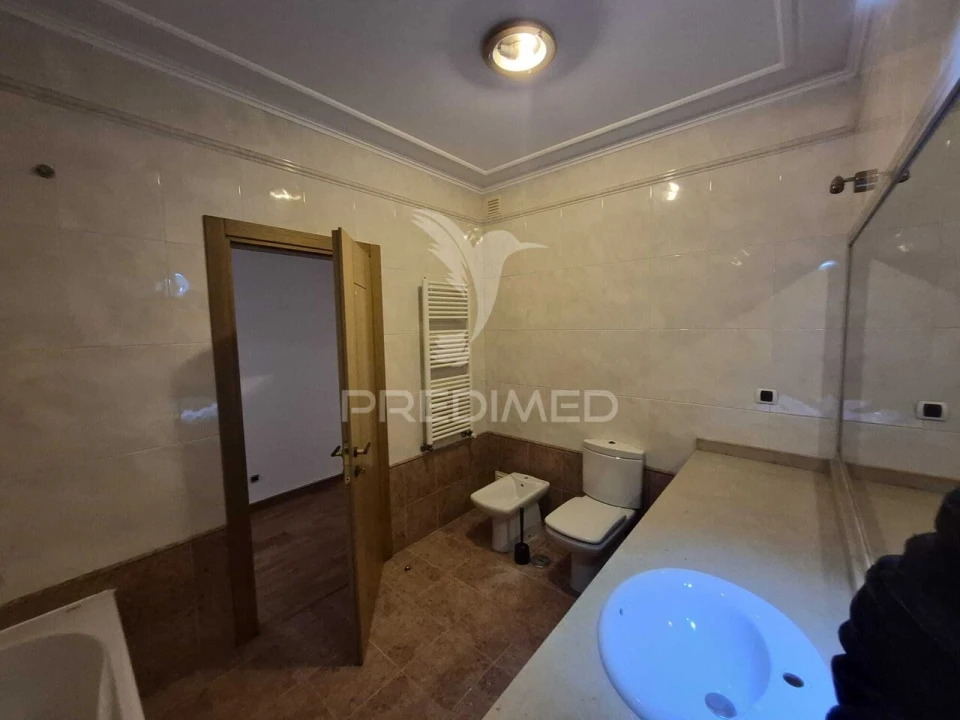 Apartamento T2 para Venda em Vila Franca de Xira Foto 11