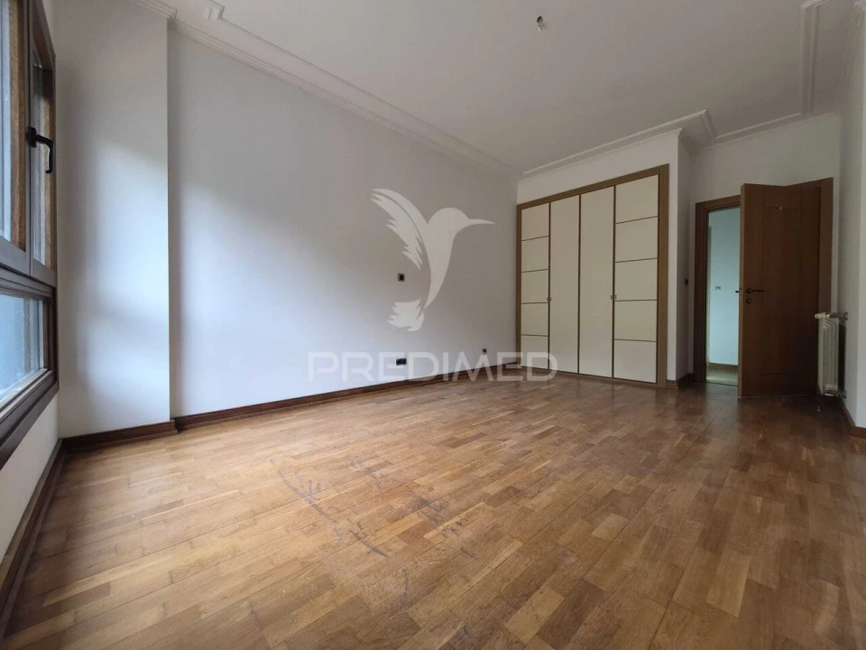 Apartamento T2 para Venda em Vila Franca de Xira Foto 14
